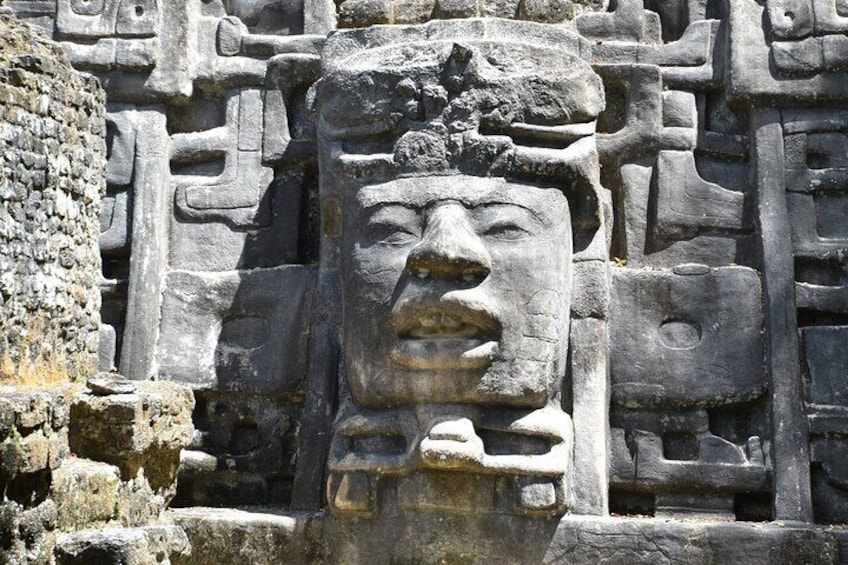 The best of San Pedro Town walking tour