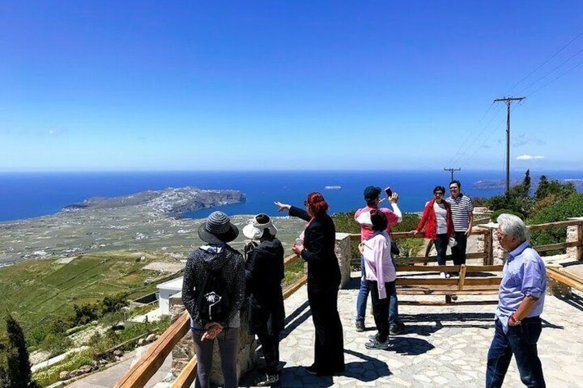 Private Santorini Food & Wine Experience Trip