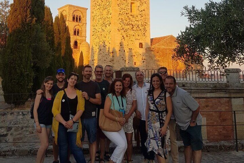 Guided tour in Trujillo at Sunset "El Collector de Atardeceres"