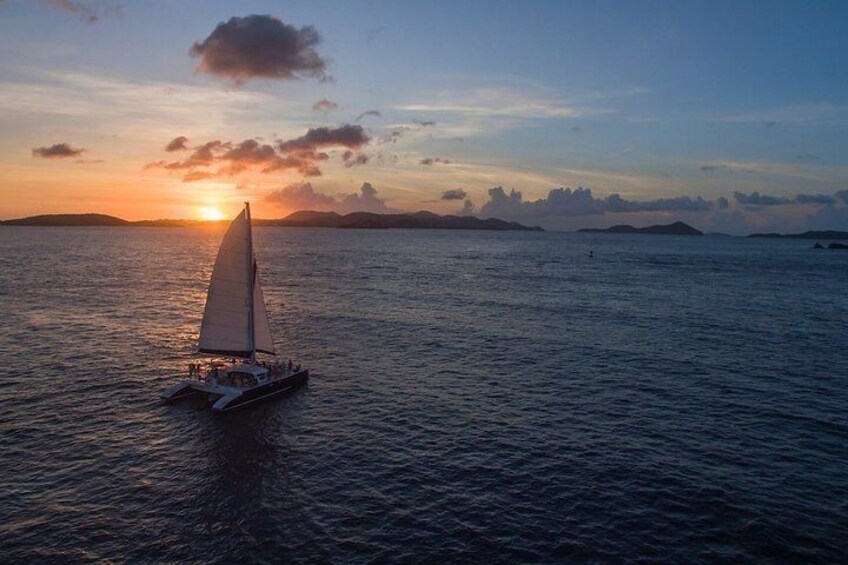 Sailing catamaran