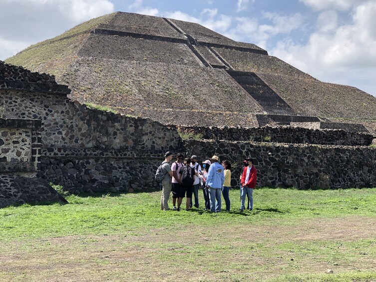 Teotihuacan Pyramids & Shrine of Guadalupe (Without Lunch)