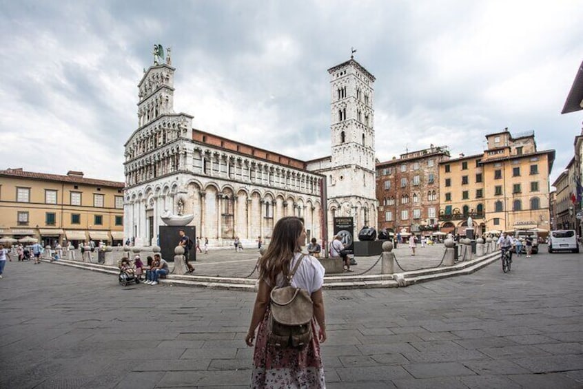 UrbExcursions Livorno Port Shore Excursion: Pisa and Lucca Lunch&WineTasting