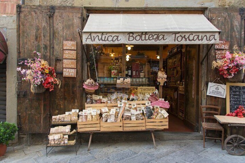 UrbExcursions Livorno Port Shore Excursion: Pisa San Gimignano and Siena Lunch&WineTasting