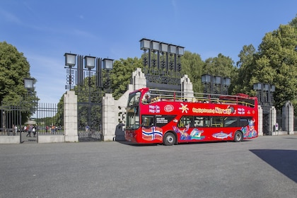 Hop-on-Hop-off-Sightseeing-Bustour durch Oslo