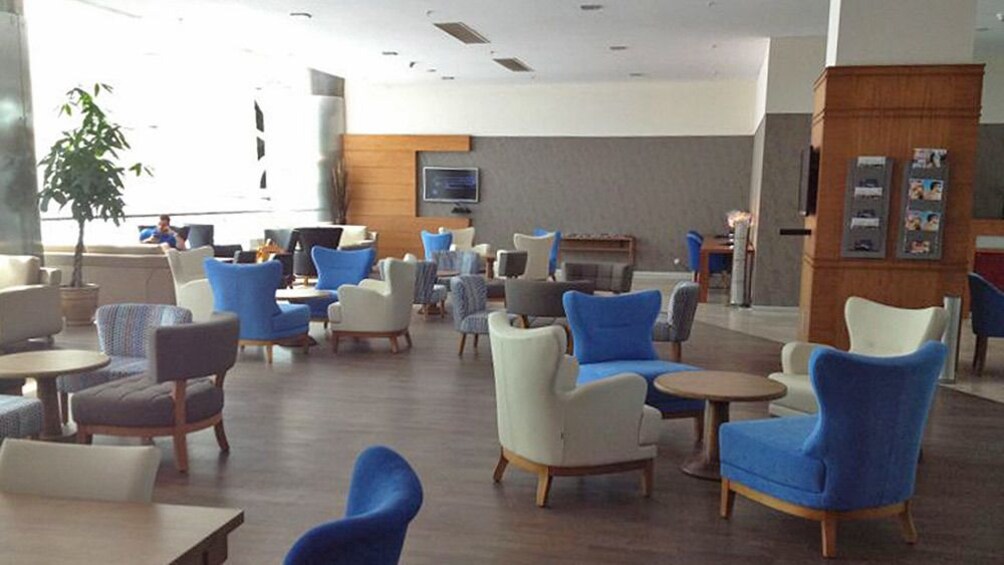 Primeclass Domestic Lounge At Izmir Adnan Menderes Airport Adb