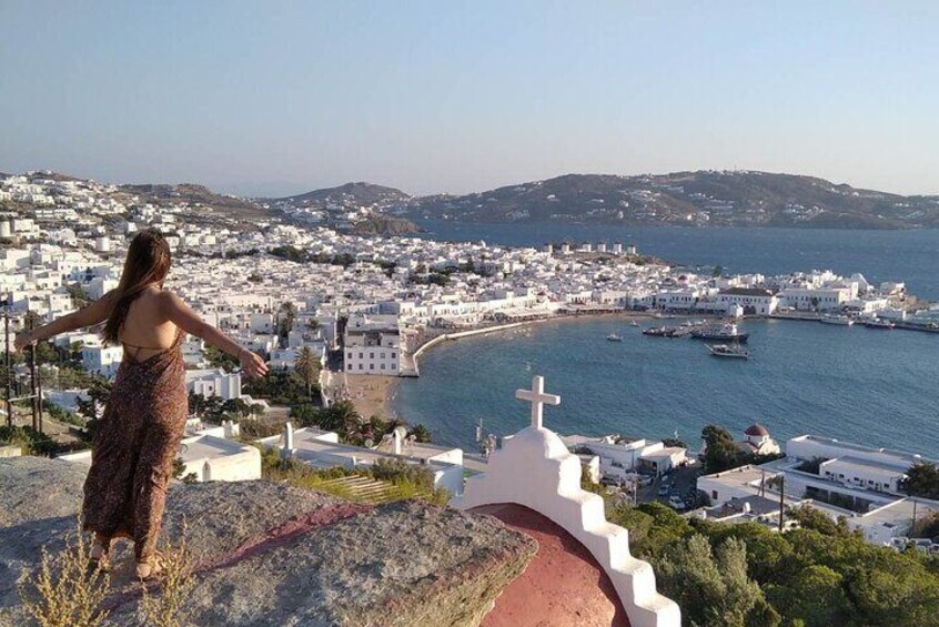 Small-Group Armenistis Lighthouse Sunset Tour in Mykonos