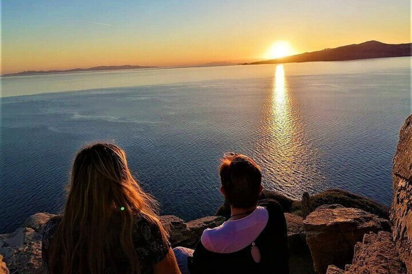 Small-Group Armenistis Lighthouse Sunset Tour in Mykonos