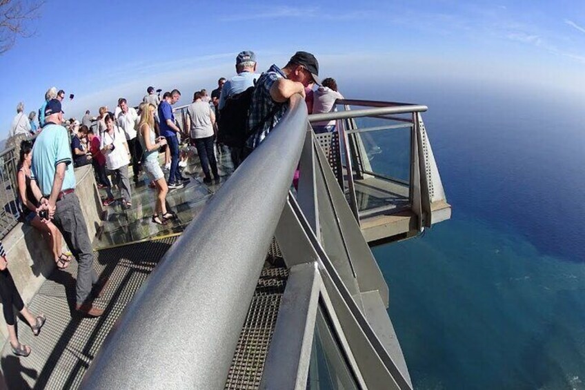 Madeira wine tasting and sightseeing private tour from Funchal