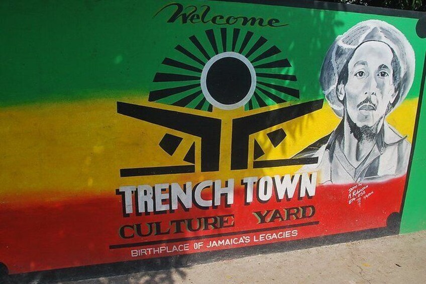 Bob Marley Museum Full-Day Tour from Montego Bay with Lunch