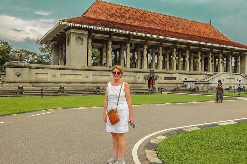 Colombo City Tour from Bentota