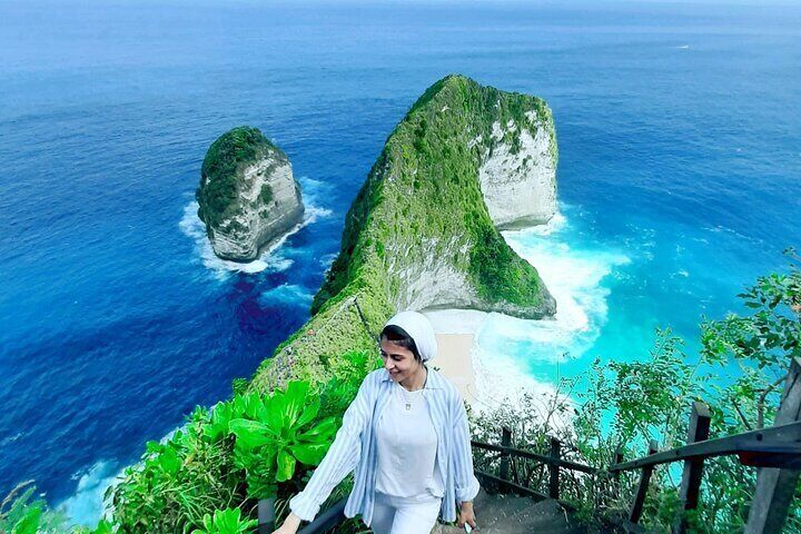 Private Full Day Tour To Visit The Best Places In West Nusa Penida Island