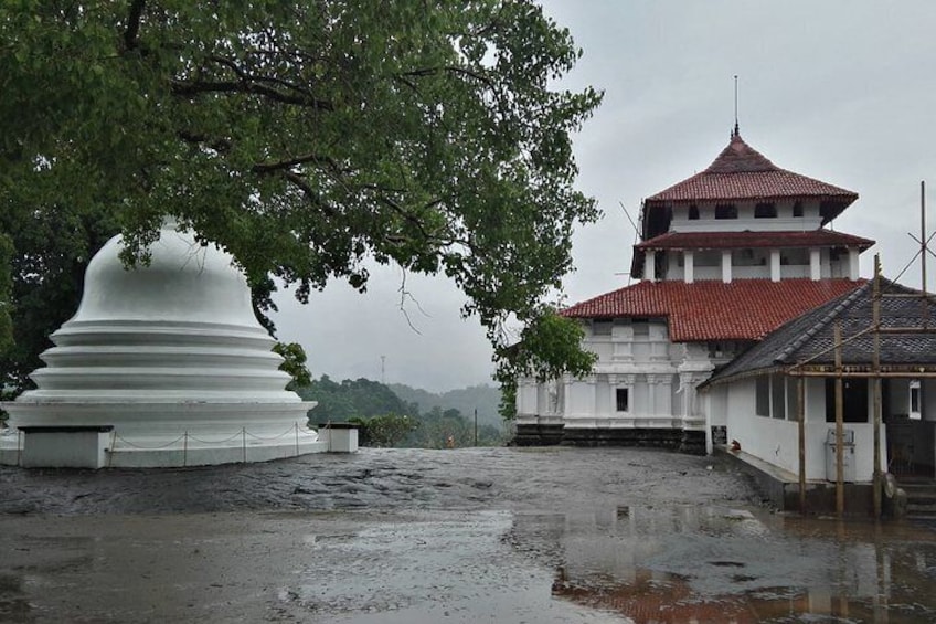 Lankathilaka Temple