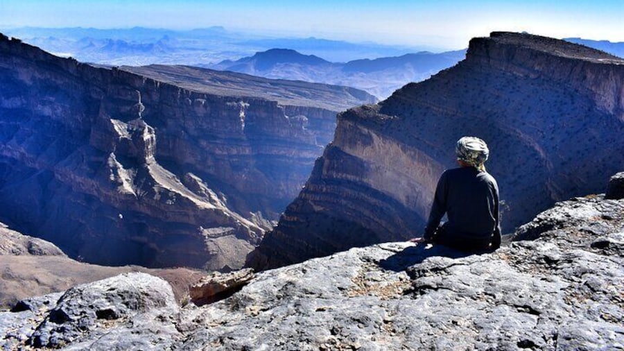 Oman Grand Canyon, Jebel Shams & Nizwa Full Day Tour