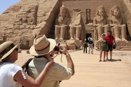 4-Days Nile Cruise 3-Nights & Tours From Aswan To Luxor Hot Deal 