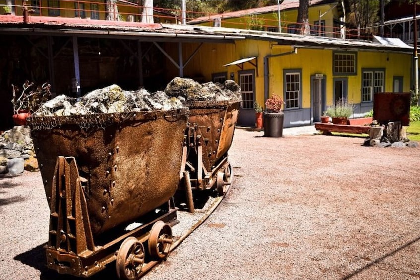 Full day - Mining towns Tlalpujahua and the Gold