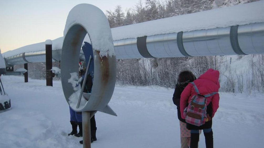 People standing out in snow in Fairbanks