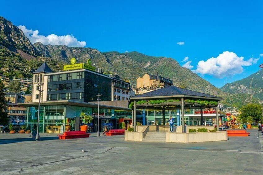 The Best of Andorra la Vella Walking Tour