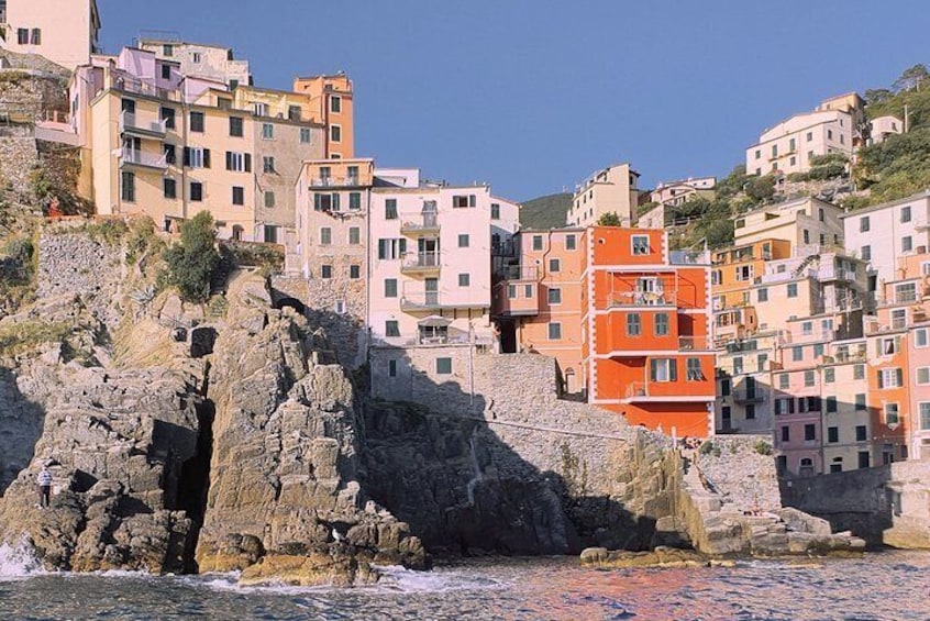 HopHop Boat Floating Island - Cinque Terre | Riomaggiore