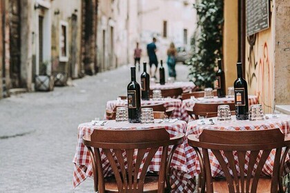 PRIVATE Full-Day Wine Experience in Chianti Classico.