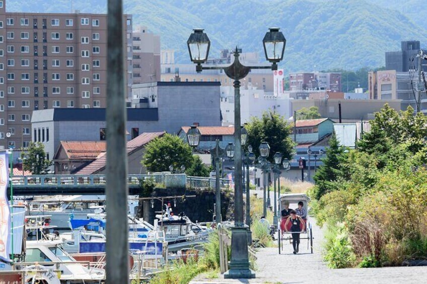 Otaru Half-Day Private Trip with Government-Licensed Guide