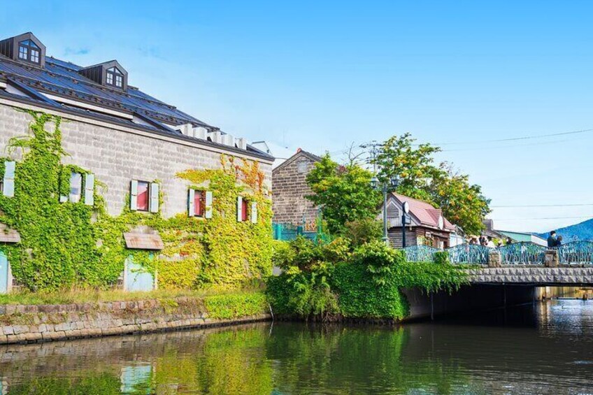 Otaru Half-Day Private Trip with Government-Licensed Guide