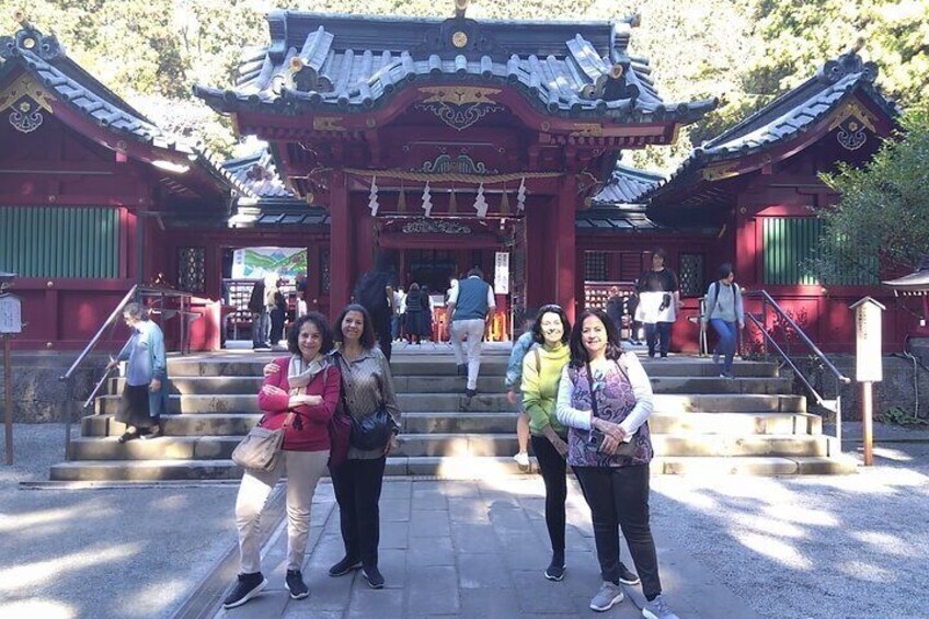 Hakone 8 hour Private Tour with Government-Licensed Guide