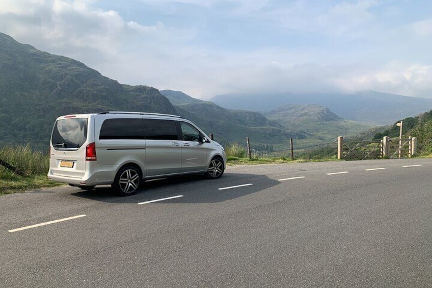 Stunning guided scenic drive in the heart of the Snowdonia National Park 