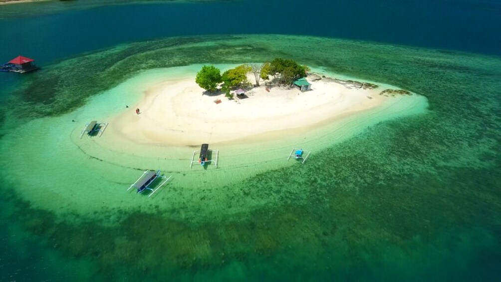Private Undiscovered 3 Gili Islands Tour