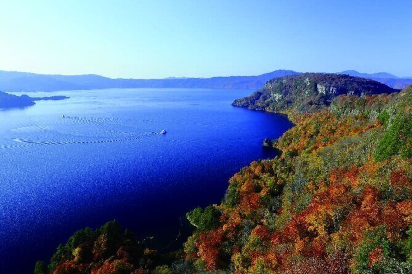 Show item 3 of 6. Oirase Gorge and Lake Towada Day Hike with Government-Licensed Guide