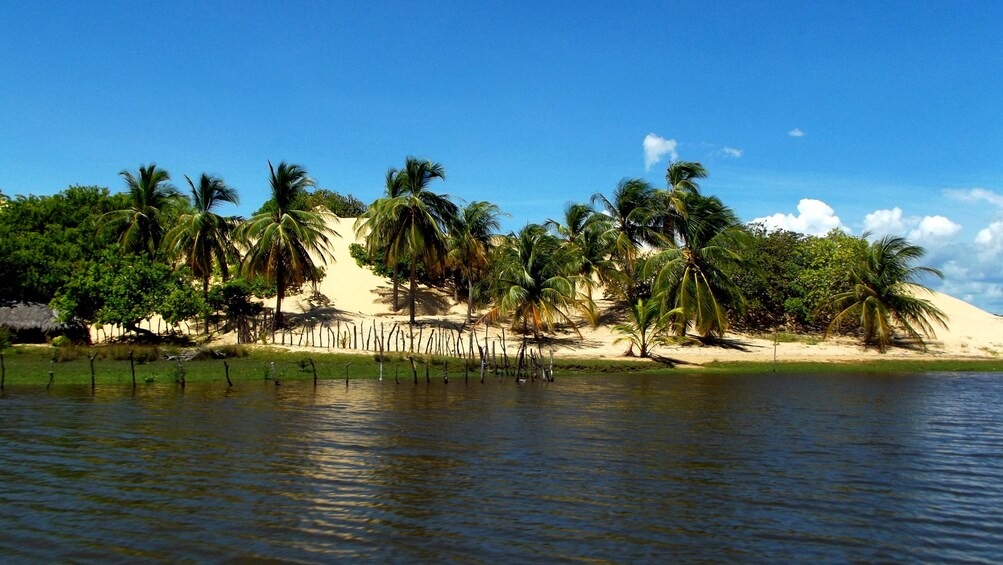 Speedboat through Preguiças River
