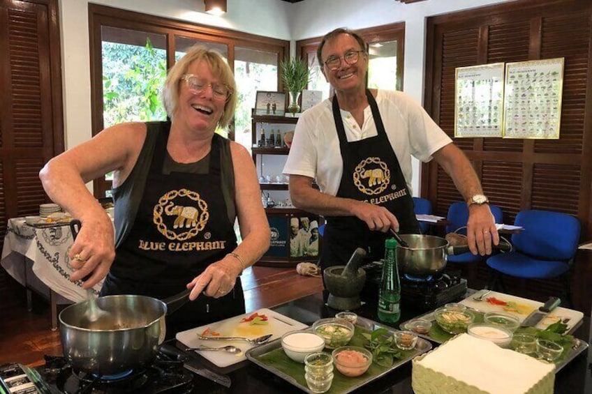 Blue Elephant Thai Cooking Class with Additional Dessert in Phuket