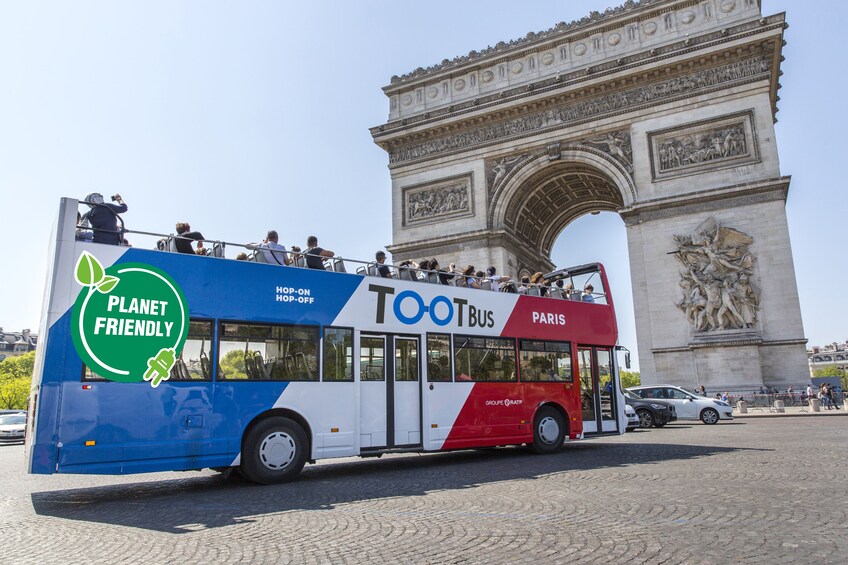 Tootbus Must See Paris: Hop-on Hop-off Tour &  1 Hour Cruise