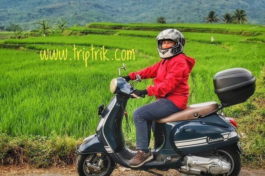 Bogor Motorcycle Tour (Trip by Ojek) Jonggol Waterfall
