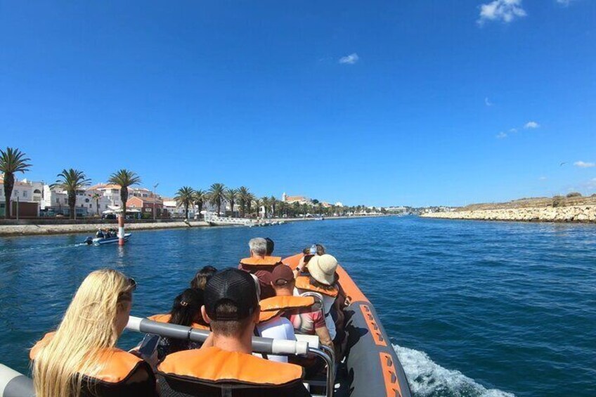 Boat trip to the caves of Benagil