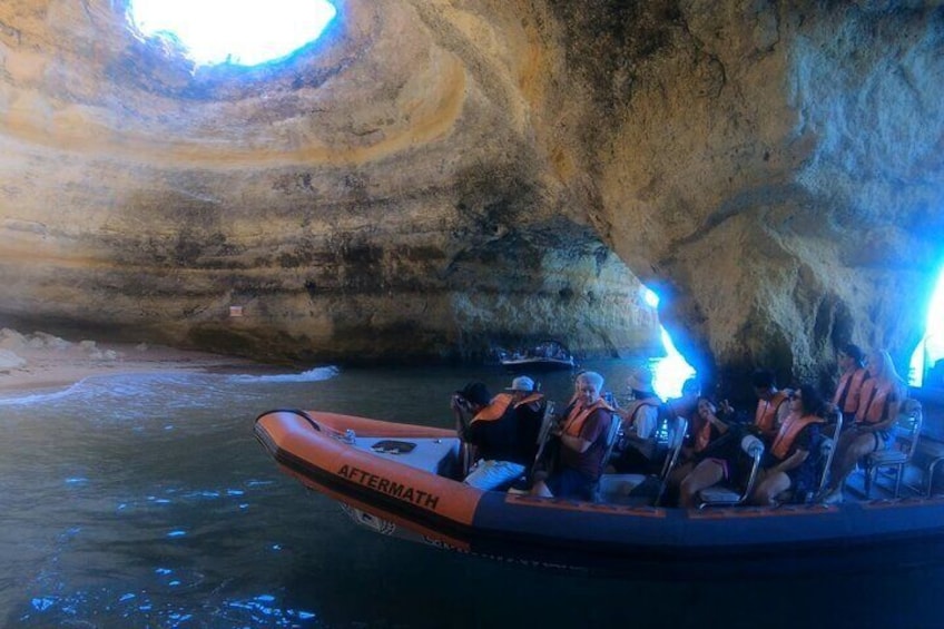 Boat trip to the caves of Benagil