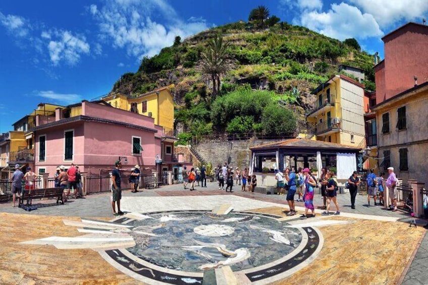 UrbExcursions Cinque Terre with Vernazza Manarola and Corniglia from Livorno Cruise Port