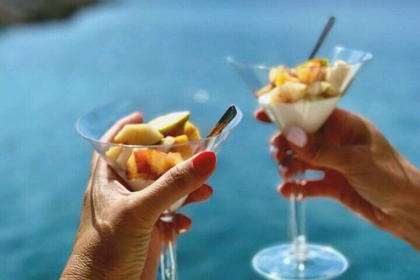 Heraklion: Dia Catamaran Tour, Lunch, Open Bar & Snorkeling