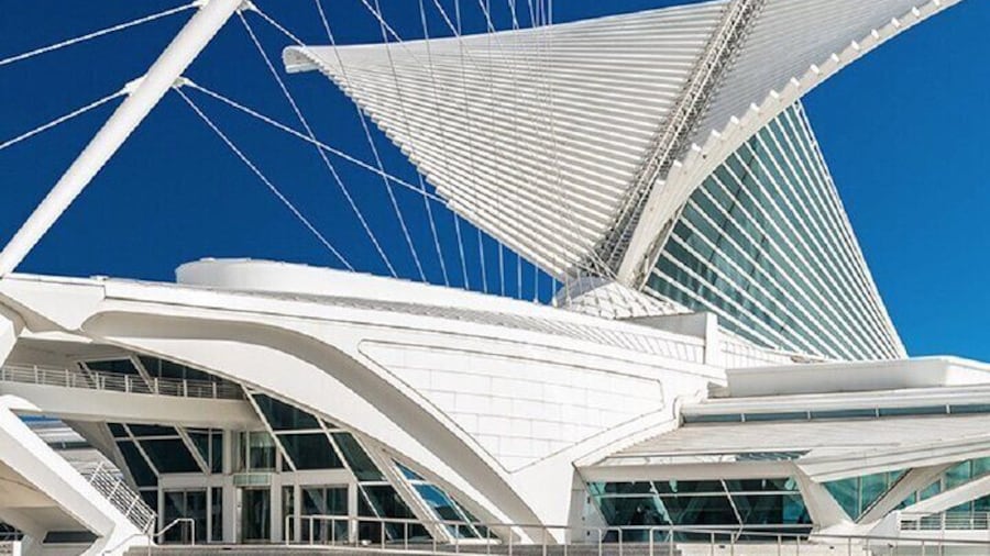 The Grand Walk: A Self-Guided Audio Tour through Milwaukee