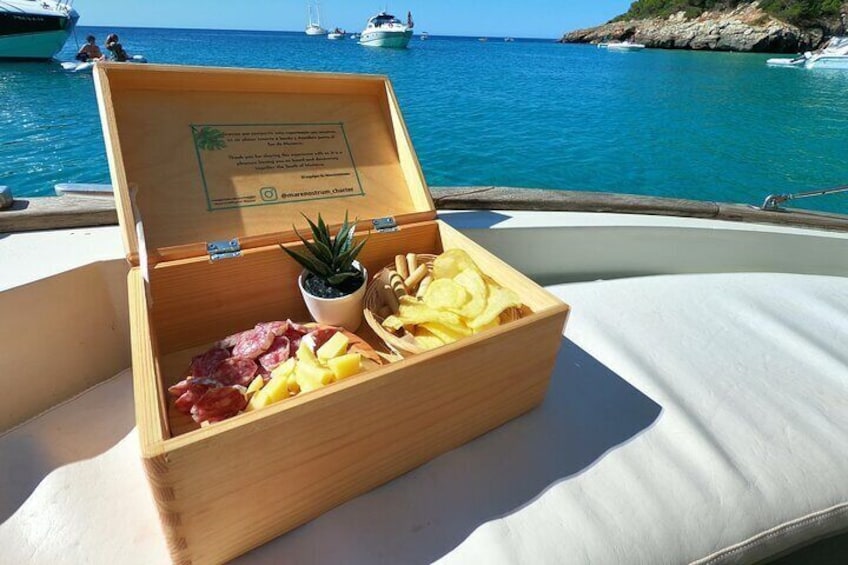 Half Day Boat Trip South of Menorca Marenostrum