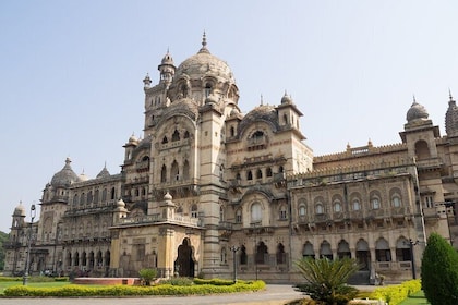 Highlights of Vadodara (Guided Half Day City Sightseeing Tour by Car)