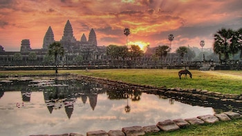 Private Angkor Thom, Bayon, Ta Prohm & Angkor Wat Tour