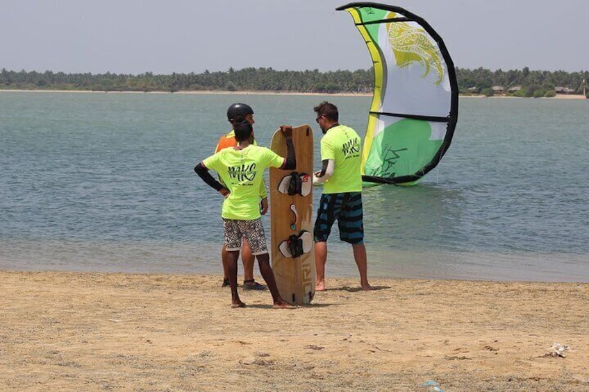 Discovery Kitesurfing Course in Kalpitiya