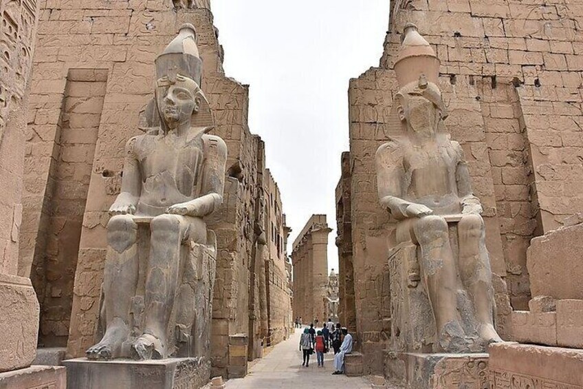 Amazing 9 Days- Cairo Pyramids and Nile Cruise from Luxor to Aswan & Abu Simbel
