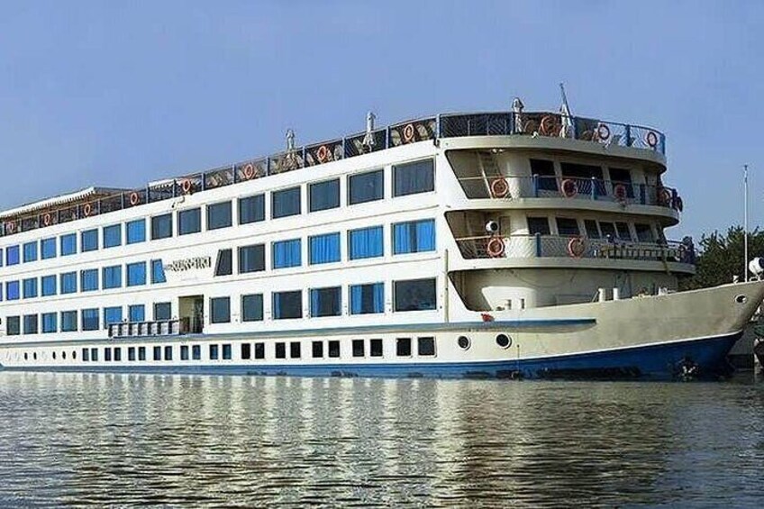 4 Nights Cruise Luxor, Aswan, Abu simbel, Balloon,and Tours By Bus From Hurghada