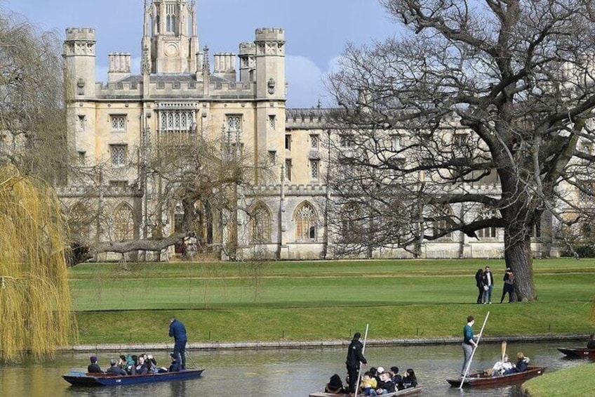 Cambridge private walking tour