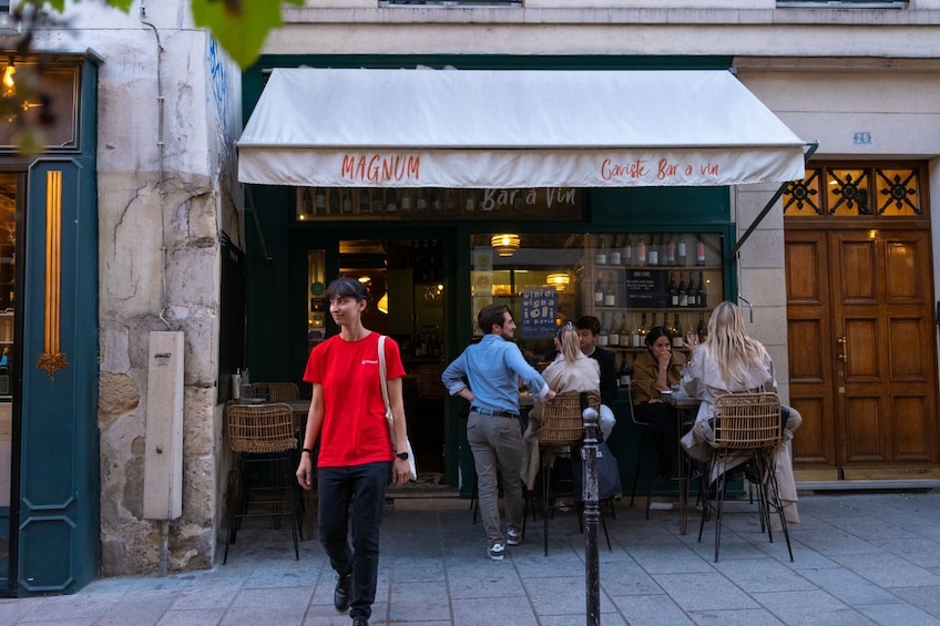 Discover Marais: See and Taste Paris like a Local