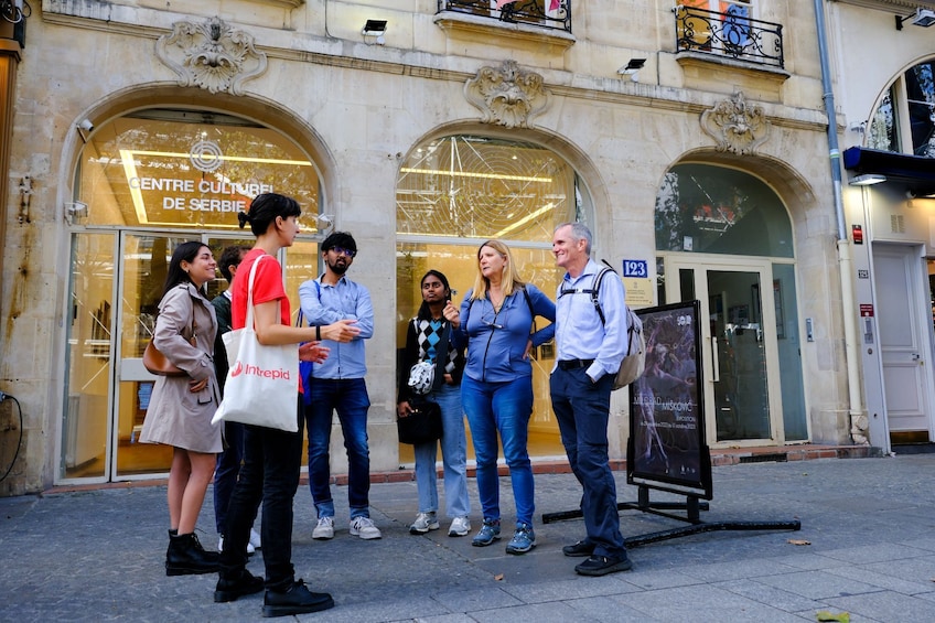 Discover Marais: See and Taste Paris like a Local