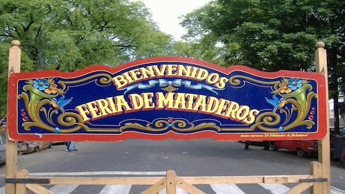 Mataderos Fair Tour with Lunch