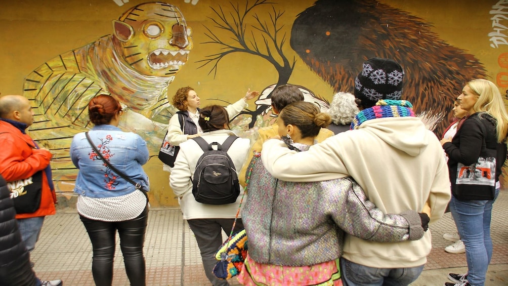 Graffiti Walking Tour Palermo and Colegiales