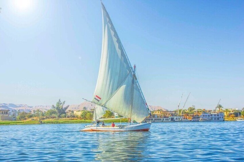 Hot Air Balloon With Luxor Full Day Tour & 5 HIGHLIGHTS Attraction From Luxor